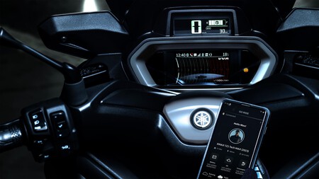 Yamaha Xmax 300 Y Xmax 125 2023 009