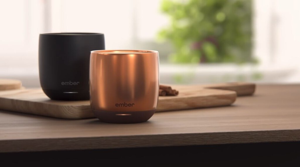 Esta taza conectada de Ember te mantiene el café a la temperatura que escojas desde su app para móviles