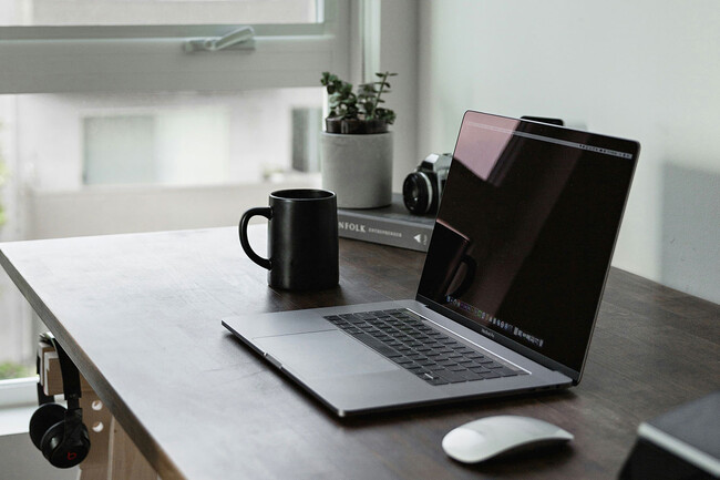 Laptop Home Office 2