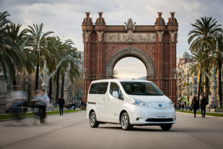 Nissan e-NV200, ahora con 7 plazas y se fabrica en Barcelona
