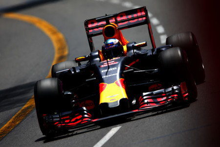 Pole position para Daniel Ricciardo y su Red Bull en el GP de Mónaco de F1