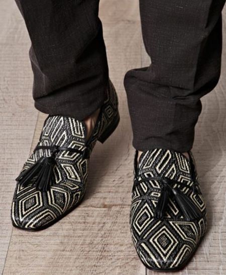 En Louboutin también se apuntan al estilo Panamá