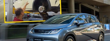 Un conductor de Uber le metió 200,000 km a su BYD Dolphin en un año y habla de cómo le ha ido con el auto