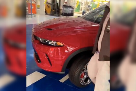 ¡Espiado! Dodge Hornet 2023 se deja ver y sorprende por su gran parecido con Alfa Romeo Tonale