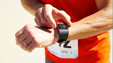 Levántate del sillón y corre: Fitbit tiene la gama perfecta para acompañarte en tu ejercicio diario