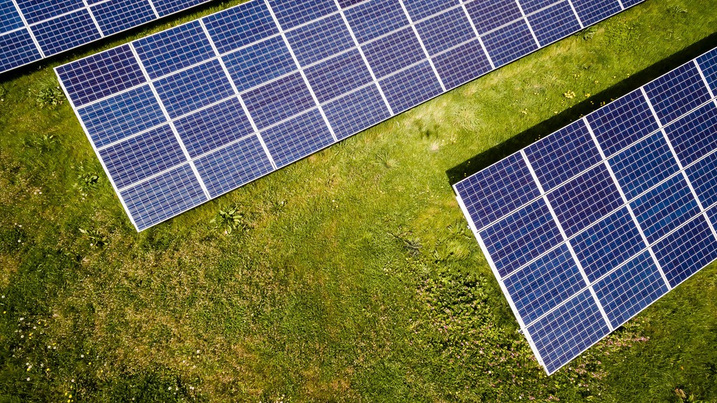 El precio de la luz en Alemania ha alcanzado los 936/MWh. La energía renovable pasa por su peor batalla: el 'dunkelflaute' 