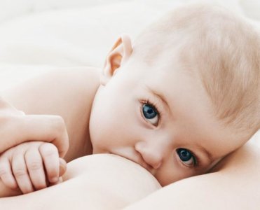 Consejos para almacenar la leche materna en verano