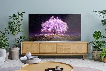 Chollazo en la Smart TV LG de 55 pulgadas dedicada para disfrutar del cine  en casa y para gaming con un descuento de 900 euros en El Corte Inglés