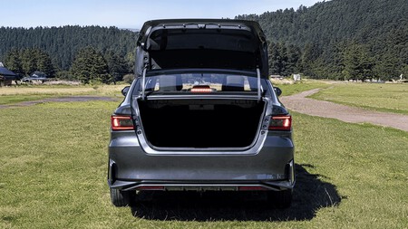 Yaris Hibirdo 2026 Mexico