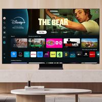 Para darle un aire nuevo a tu salón sin mover ni un mueble puedes probar a hacer (casi) desaparecer la tele con un Samsung AirSlim