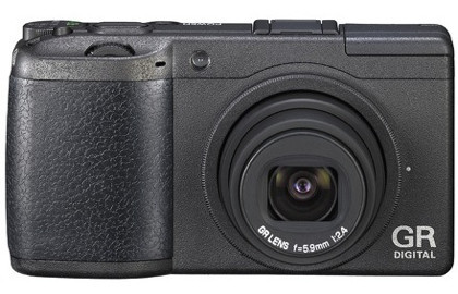 Nueva Ricoh GR Digital II