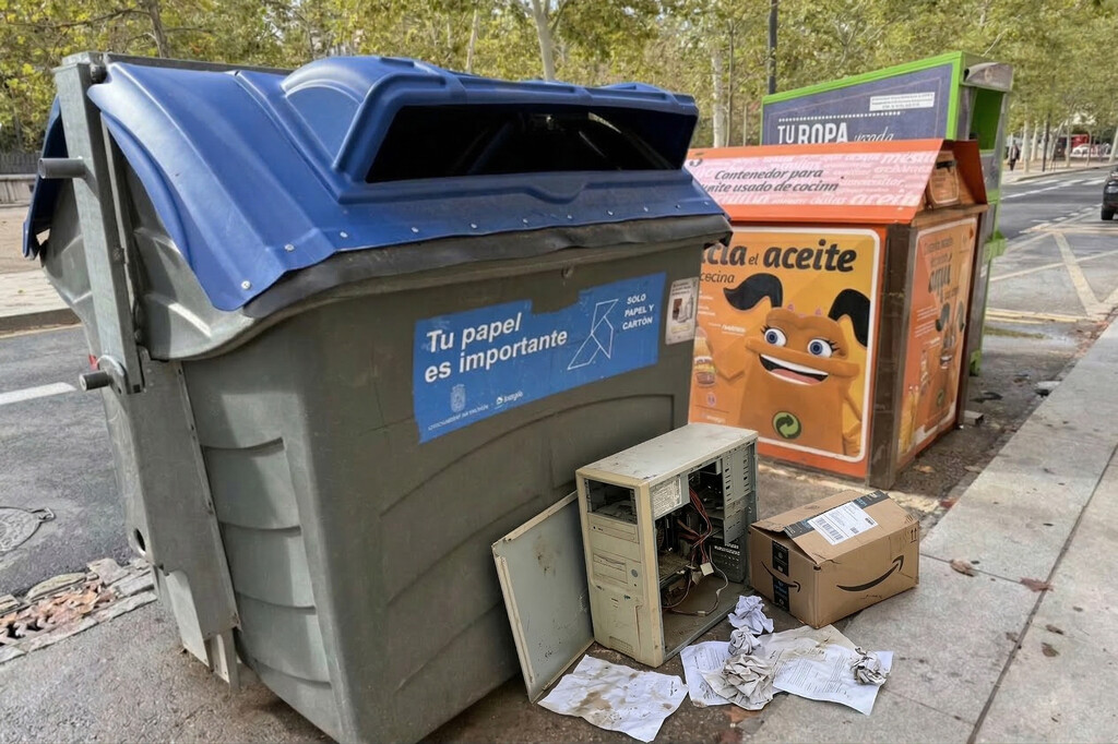 El problema con la basura que tiramos son los buceros: la Guardia Civil está avisando del peligro 
