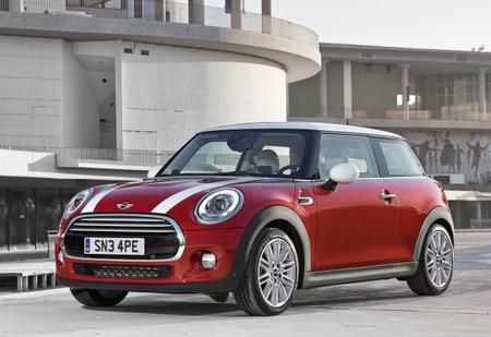 Mini Cooper 2015 1600x1200 Wallpaper 01