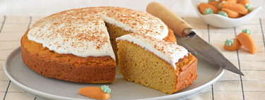 Carrot cake fitness proteico: receta para una tarta de zanahoria más saludable