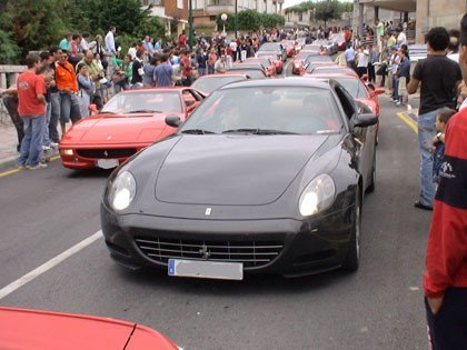 Concentración Ferrari en Suances