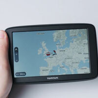Si no quieres seguir fundiendo el móvil usándolo de navegador, este TomTom está rebajado 60 euros 