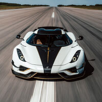 Ni un mes le ha durado el récord del 0-400-0 km/h a un coche eléctrico. El rey de los coches de gasolina ha vuelto