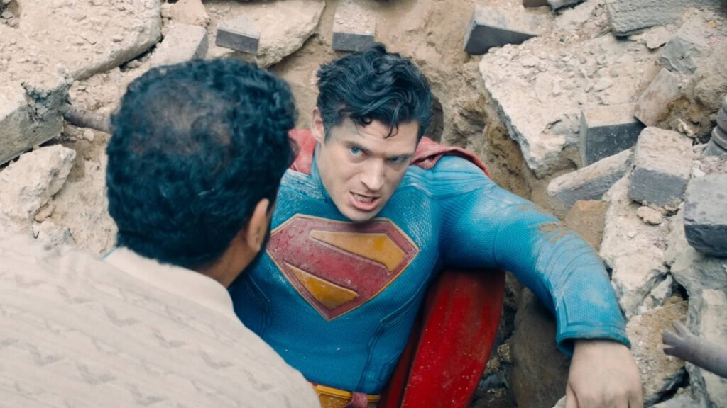 James Gunn quiso que su Superman sangrase por dentro y por fuera, y ha sido un acierto. Humaniza al personaje y nos acerca mucho más a él 