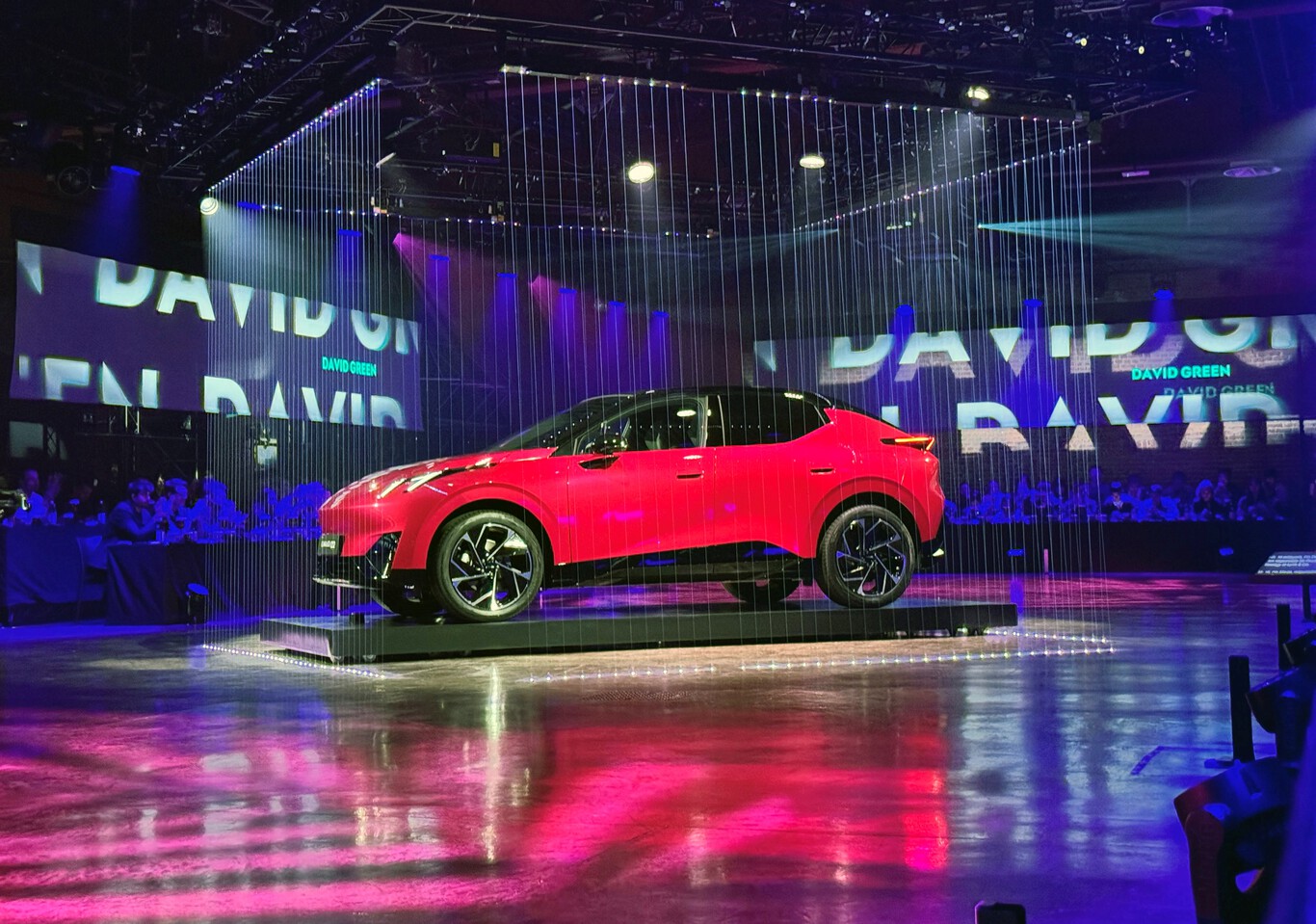 Probamos el Lynk & Co 02, un SUV eléctrico vanguardista y cómodo con una autonomía de hasta 445 km y un precio competitivo