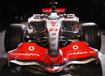 Imágenes y datos del nuevo McLaren MP4-23