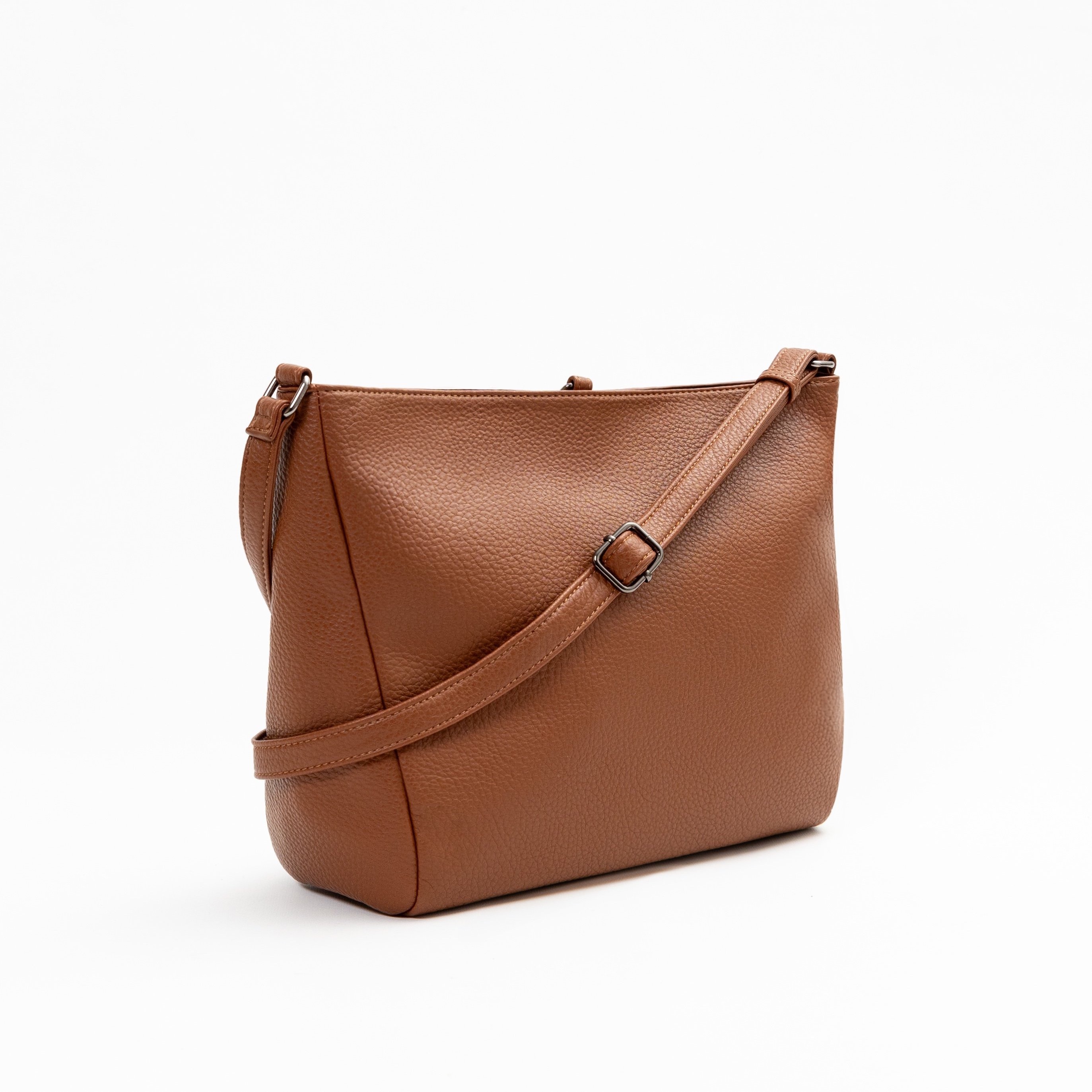 Bolso de hombro con colgante 