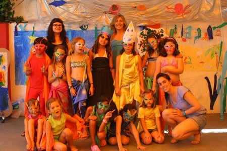El campamento urbano Guillén Cuervo Summer Art Camp de artes escénicas va a por la segunda edición