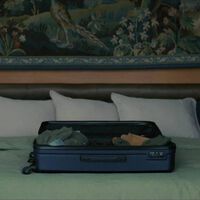 Hoy en Netflix, un retorcido thriller que transforma una escapada romántica en una pesadilla. Una historia de ciencia ficción con mucho humor negro 