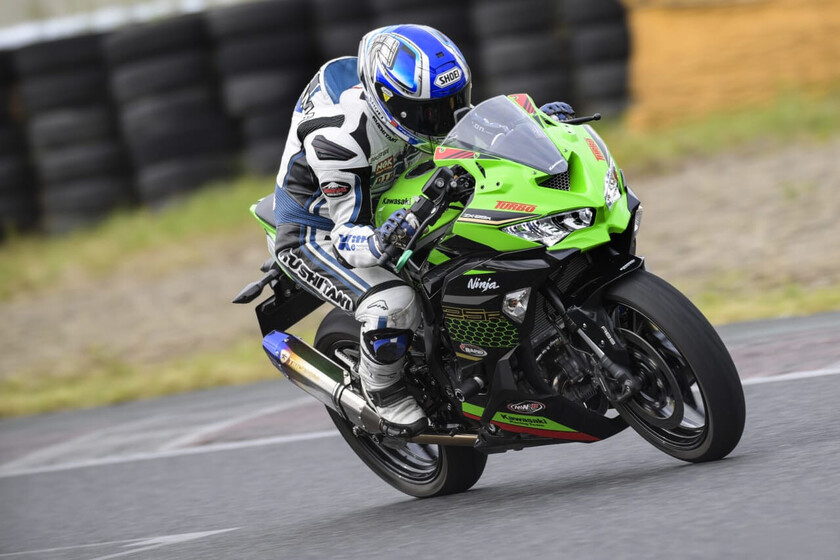 La Kawasaki ZX-25R Turbo se venderá en 2023 con récord mundial