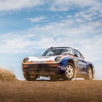 Alguien acaba de pagar casi 5 millones de euros por uno de los seis Porsche 959 del París-Dakar