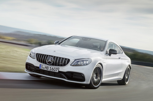 El Mercedes-AMG C 63 se pone al día con nuevo cambio y cuadro digital, pero misma potencia (476 o 510 CV)