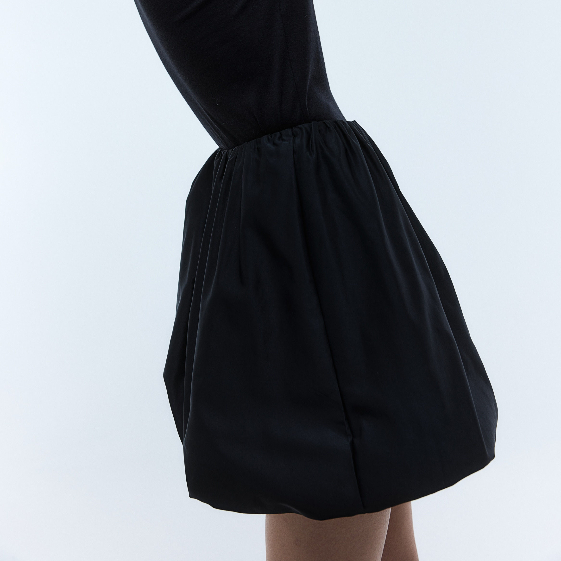 Minifalda con bajo burbuja