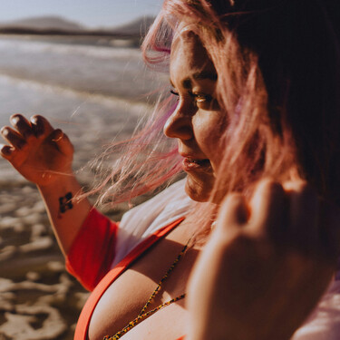 Adrián Chico, psicólogo y terapeuta de pareja: “La mentira de que si eres tú mismo vas a ser más feliz es de las peores que nos han colado” 