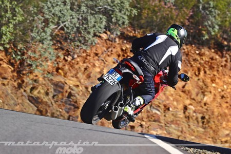 Ducati Supersport 2017 027