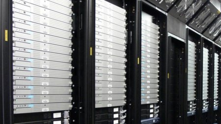 Apple encarga 12 petabytes para ampliar espacio en la iTunes Store