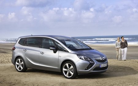 Opel Zafira Tourer, ahora con motor 1.6 CDTI