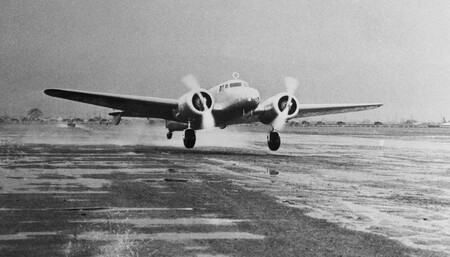 Avion Amelia
