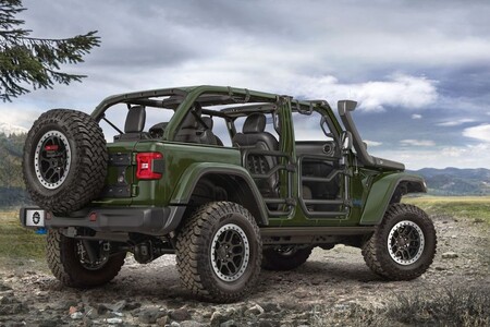 Jeep Wrangler 4xe, el híbrido todoterreno recibe un kit para mejorar aún más sus capacidades fuera del camino