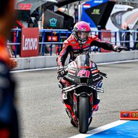 MotoGP se vuelve a fijar en la Fórmula 1 y está probando un sistema de comunicación por radio que llegará en 2024