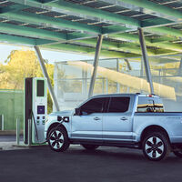 EEUU está viendo que los coches eléctricos no son buenos para las arcas públicas. Tendrán que pagar el doble de impuestos