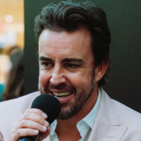 Fernando Alonso no está entre los diez mejores pilotos de la F1, según un estudio. Al menos admiten que "nadie ha sido tan consistentemente rápido como él"