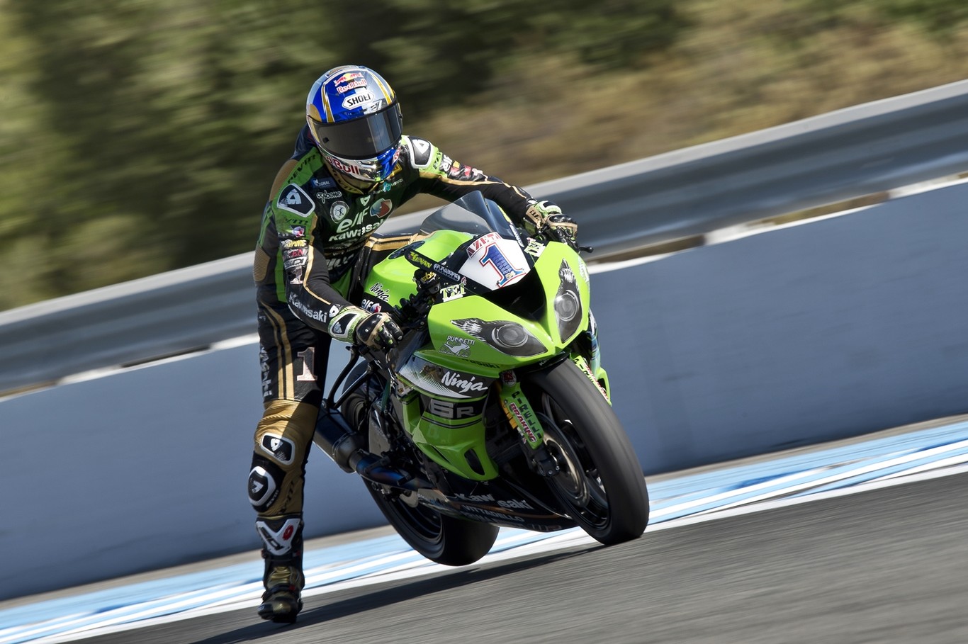 Kenan Sofuoglu vence en Jerez y se proclama Campeón del mundo de Supersport