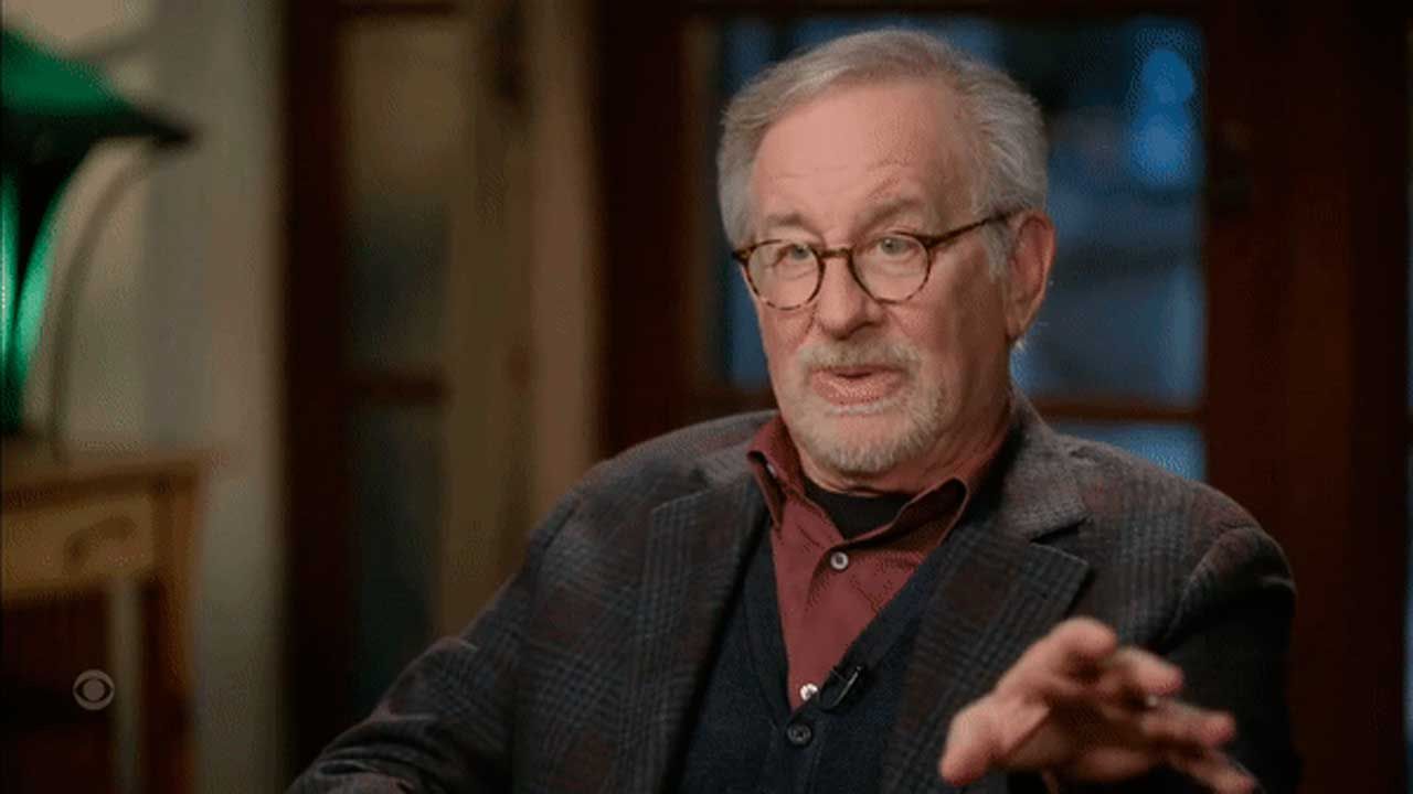 "Lo lamento de verdad": Steven Spielberg lleva 50 años arrepintiéndose del efecto de su película 'Tiburón'