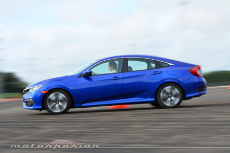 Honda Civic 2016 Mexico 16