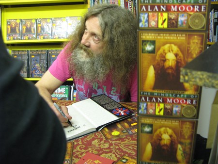 ¿Quién es Alan Moore? Cuando el autor no le importa a (casi) nadie
