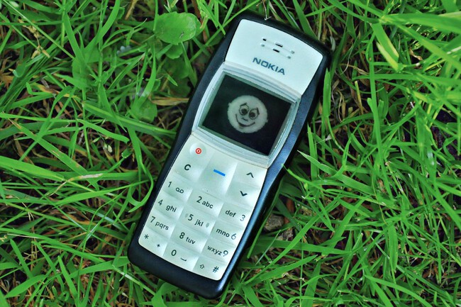 Nokia 1100 Portada