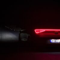 SEAT pone a prueba la tecnología LED del nuevo SEAT León en uno de los lugares más oscuros de Europa