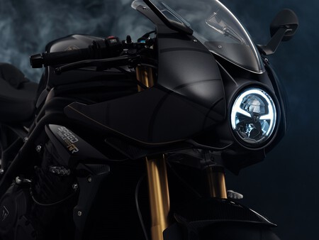 Triumph Speed Triple 1200 Rr Bond Edition 015