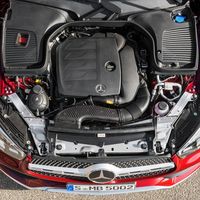 Daimler aclara que no dejará de producir autos de combustión interna