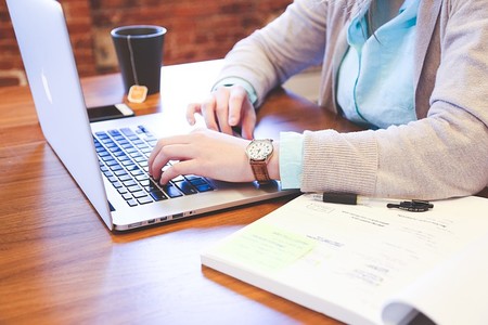 Radiografía del empleo por cuenta propia en España: los periodos sin clientes, el mayor inconveniente de los autónomos