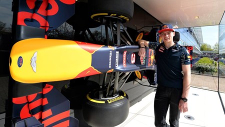 Confirmado: Max Verstappen a Red Bull, Kvyat de regreso a Toro Rosso con efecto inmediato